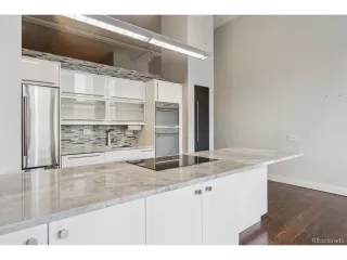 Photo #5: 8981442 Listing