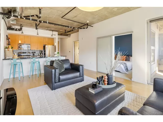 MLS: 8985412 Condo For Sale