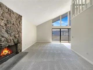 Photo #2: 8986380 Listing