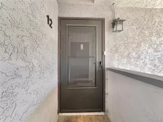 Photo #6: 8986380 Listing