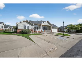 Photo #3: 8986400 Listing 