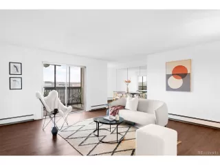 Photo #4: 8987956 Listing