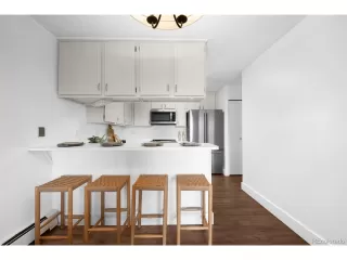 Photo #6: 8987956 Listing