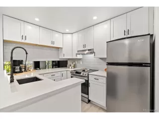 Photo #4: 8988502 Listing 