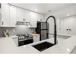 Photo #5: 8988502 Listing 