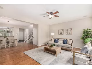 Photo #2: 8989285 Listing 