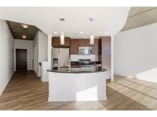 Photo #6: 8989481 Listing 