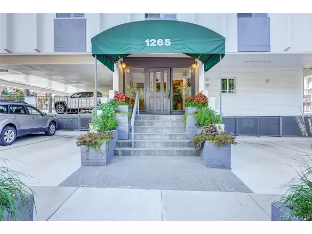 MLS: 8989641 Condo For Sale