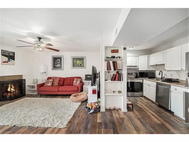 MLS: 8990731 Condo For Sale