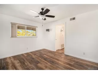 Photo #6: 8990731 Listing