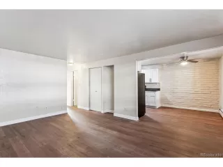 Photo #5: 8994067 Listing