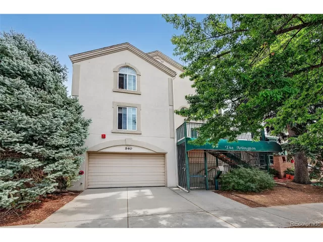 MLS: 8996301 Condo For Sale