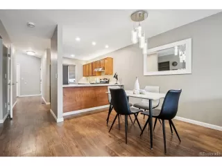 Photo #3: 8998600 Listing