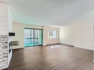 Photo #5: 8998628 Listing