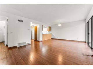 Photo #3: 9000921 Listing