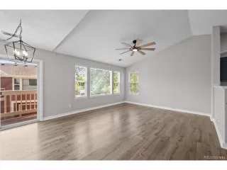 Photo #4: 9002087 Listing