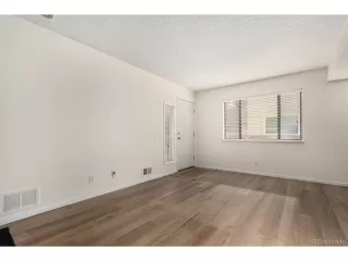 Photo #2: 9004934 Listing 