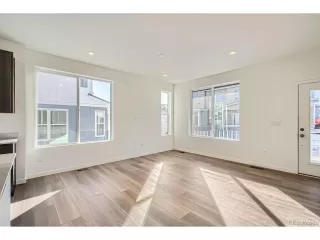 Photo #3: 9005330 Listing