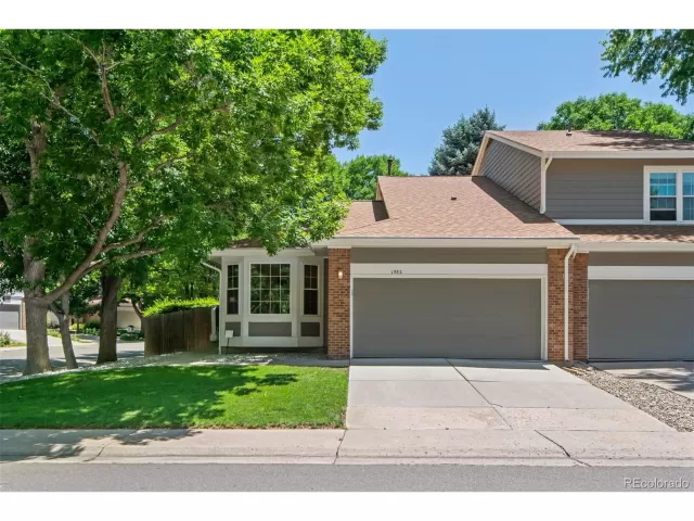 MLS: 9008765 Condo For Sale