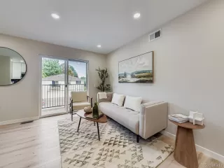 Photo #5: 9010827 Listing 