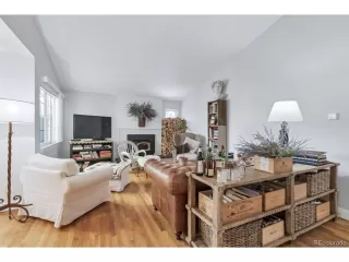 Photo #4: 9012532 Listing