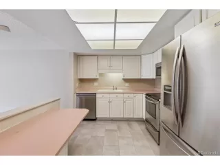 Photo #3: 9013633 Listing