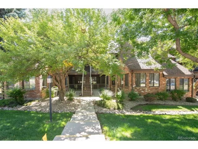 MLS: 9018290 Condo For Sale