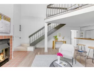 Photo #3: 9018290 Listing