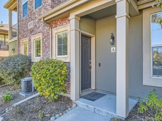 Photo #2: 9018425 Listing 