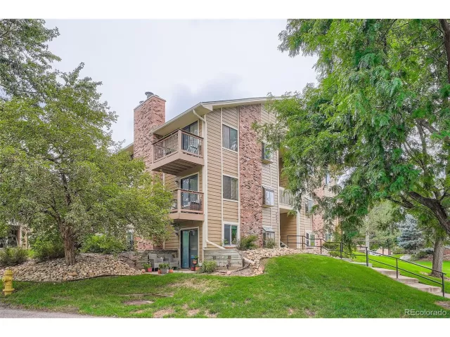 MLS: 9020022 Condo For Sale