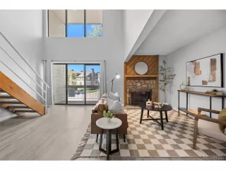 Photo #5: 9023000 Listing