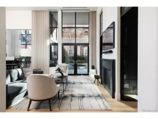 Photo #5: 9024847 Listing