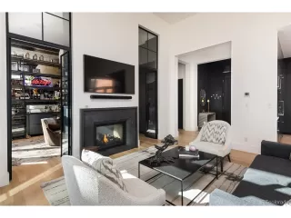 Photo #6: 9024847 Listing