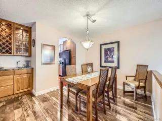Photo #5: 9025060 Listing 