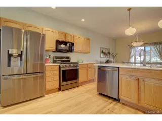 Photo #5: 9026443 Listing