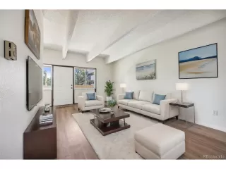 Photo #2: 9029819 Listing