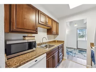 Photo #3: 9029819 Listing