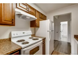 Photo #5: 9029819 Listing