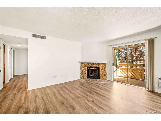 MLS: 9029963 Condo For Sale