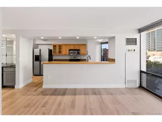 Photo #2: 9035106 Listing 