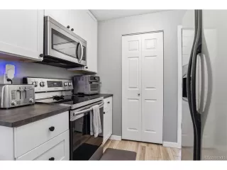 Photo #3: 9035778 Listing