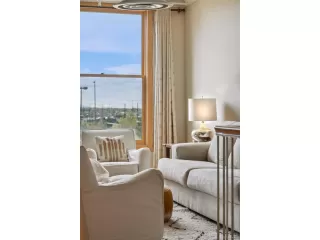 Photo #6: 9037553 Listing