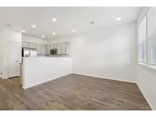 Photo #5: 9039211 Listing 