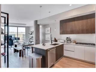 Photo #4: 9040697 Listing