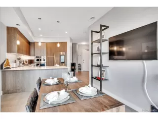 Photo #6: 9040697 Listing