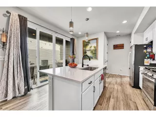 Photo #5: 9042070 Listing 