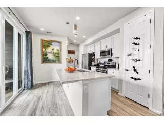 Photo #6: 9042070 Listing 