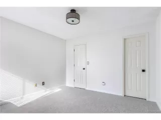 Photo #6: 9042521 Listing