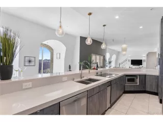 Photo #5: 9042608 Listing 