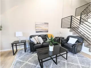 Photo #4: 9042933 Listing 